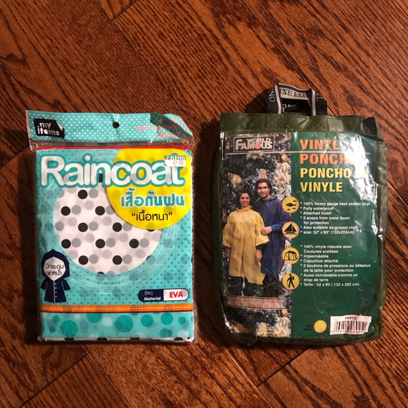 Set of 2 Rain Ponchos / Raincoats - Picture 1 of 2